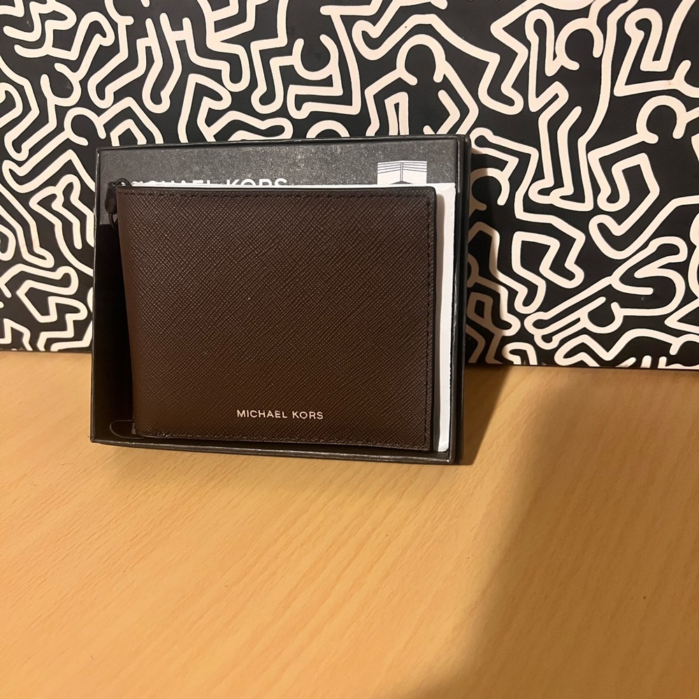 Micheal Kors Crossgrain Leather Slim Billfold Wallet
